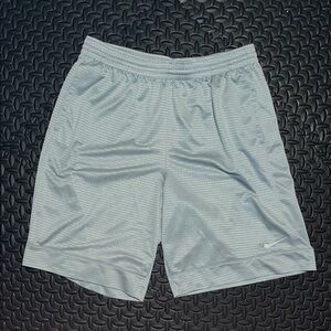 Nike Men’s Light Gray Performance Shorts with pockets